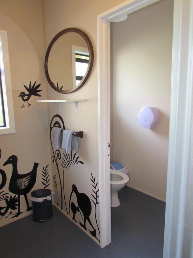 Birdsong Accommodation โฮกิทิกา ภายนอก รูปภาพ