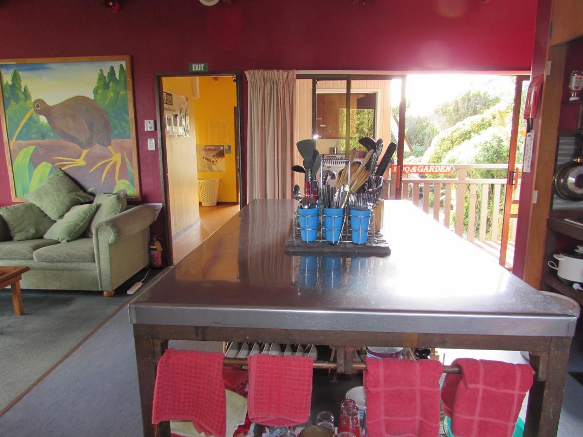 Birdsong Accommodation โฮกิทิกา ภายนอก รูปภาพ
